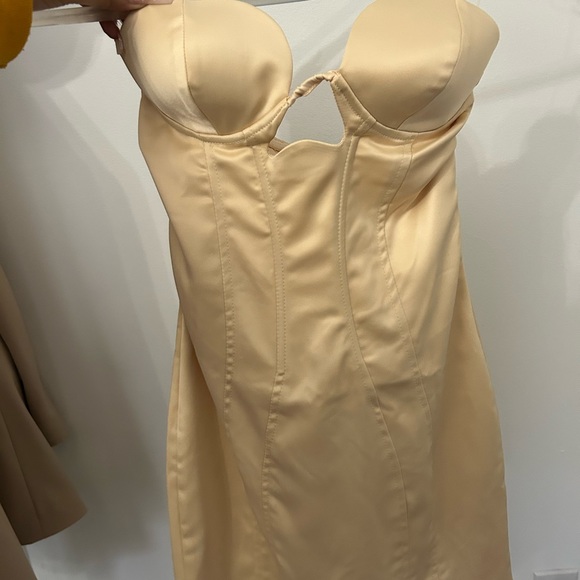 Oh Polly - Cut Out Cupped Corset Dress in Beige - Picture 3 of 4